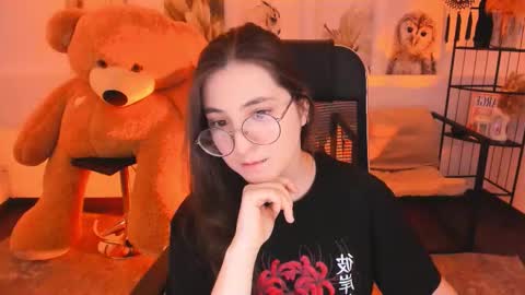 Snapshot of virtualvoyant chatting on 5, 1, 2026 your love online show from 5, 1, 2026