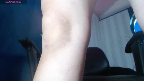 Snapshot of vitoria23_ chatting on 4, 12, 2025 victoria 3 online show from 4, 12, 2025