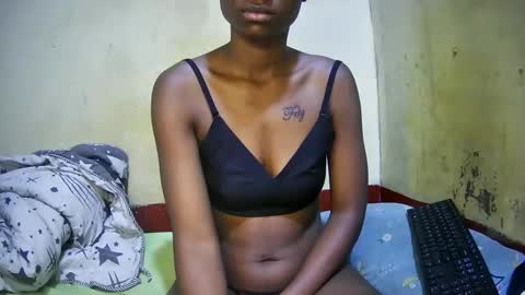 Snapshot of viva_sweet chatting on 28, 4, 2026 viva_sweet online show from 28, 4, 2026