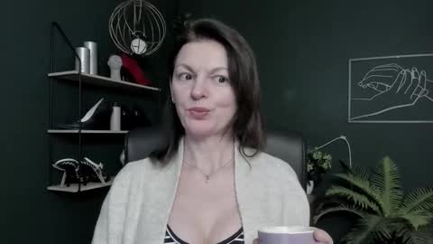 Snapshot of vivian_dream chatting on 10, 2, 2026 Vivian online show from 10, 2, 2026