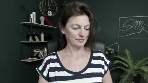 Vivian online show from 16, 7, 2026