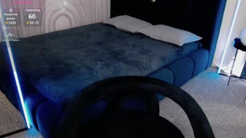 Vivian Evans online show from 18, 1, 2025