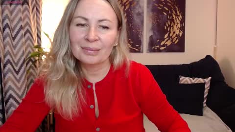 Snapshot of vivian_soul chatting on 12, 10, 2025 Vivian online show from 12, 10, 2025