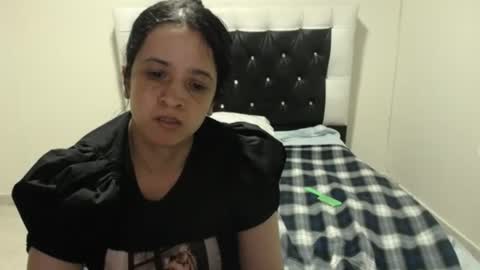 Snapshot of vivian_walt_ chatting on 15, 6, 2026 melissa online show from 15, 6, 2026