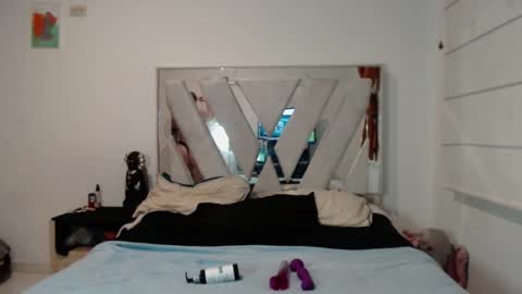 Snapshot of vivianita_lov19 chatting on 19, 9, 2025 Viviana online show from 19, 9, 2025