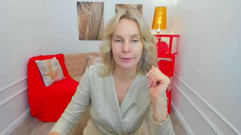 Snapshot of vivianlirei chatting on 15, 2, 2026 Sinti online show from 15, 2, 2026