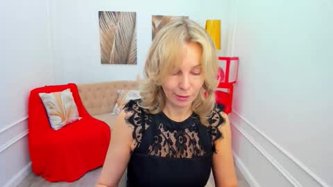 Snapshot of vivianlirei chatting on 17, 2, 2026 Sinti online show from 17, 2, 2026