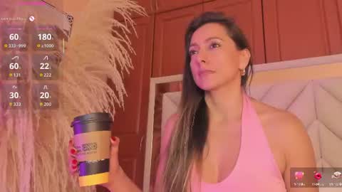 Snapshot of vivianne_scott chatting on 31, 7, 2026 Vivi online show from 31, 7, 2026