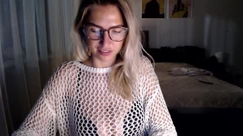 VI       online show from 14, 1, 2025