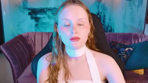 Vivien online show from 1, 11, 2025