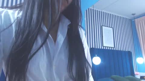 Snapshot of viviennerosette chatting on 20, 2, 2026 Vivian online show from 20, 2, 2026