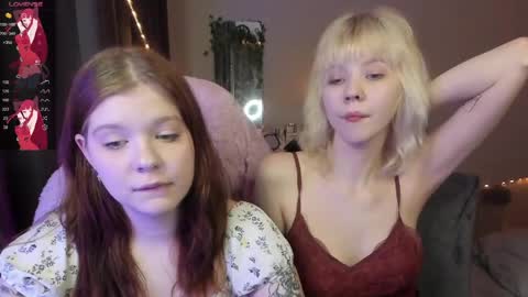 Snapshot of vivy_ chatting on 22, 5, 2026 chatur babes online show from 22, 5, 2026