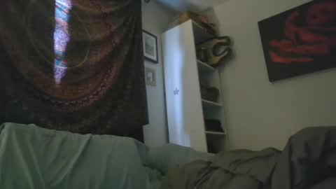 Snapshot of vixen1222 chatting on 16, 6, 2026 vixen1222 online show from 16, 6, 2026