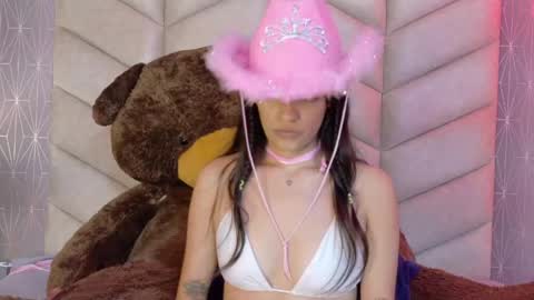 Vixen  online show from 16, 4, 2026