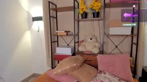 Vixenia online show from 25, 3, 2026