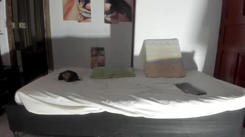 Snapshot of vlad__night chatting on 7, 6, 2026 Vlad online show from 7, 6, 2026