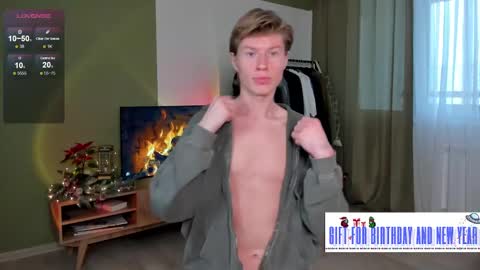 Snapshot of vlad_ggvldd chatting on 10, 12, 2024 Vlad Dinovich online show from 10, 12, 2024