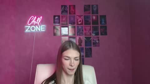 Snapshot of vladaseduction chatting on 7, 1, 2026 Vlada online show from 7, 1, 2026