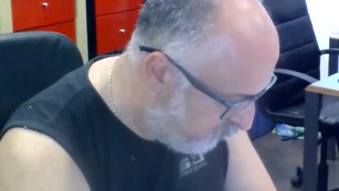 Snapshot of volpi72 chatting on 10, 6, 2026 volpi72 online show from 10, 6, 2026