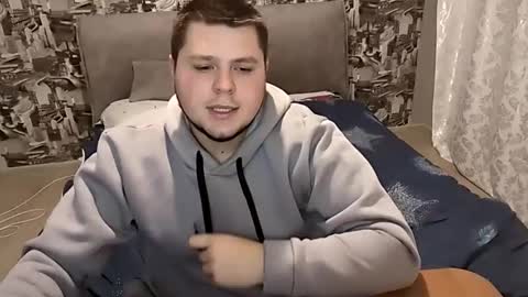 Snapshot of volshebnik_130 chatting on 12, 11, 2025 Volshebnik1302 online show from 12, 11, 2025