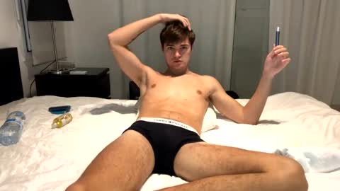 Snapshot of vouvoucouple chatting on 5, 2, 2025 Tim online show from 5, 2, 2025