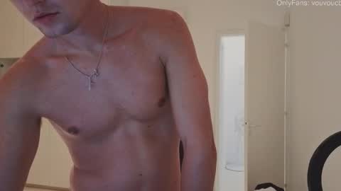 Snapshot of vouvoucouple chatting on 9, 10, 2025 Tim online show from 9, 10, 2025