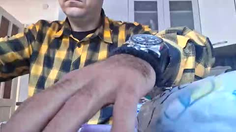 Snapshot of vozd chatting on 24, 11, 2025 sweetcock online show from 24, 11, 2025