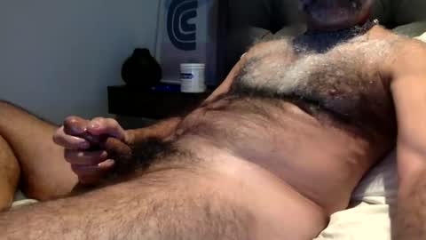 Enjoy guys of all ages if you are not on cam please dont ask for requests if i dont respond dont think im ignoring you i online show from 26, 11, 2025