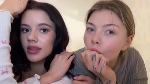 Snapshot of waki_lucky chatting on 3, 12, 2024 Mia online show from 3, 12, 2024