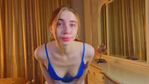 Snapshot of wandabraund chatting on 11, 11, 2025 hello guys im Lilian online show from 11, 11, 2025