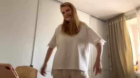 Helen online show from 3, 7, 2026