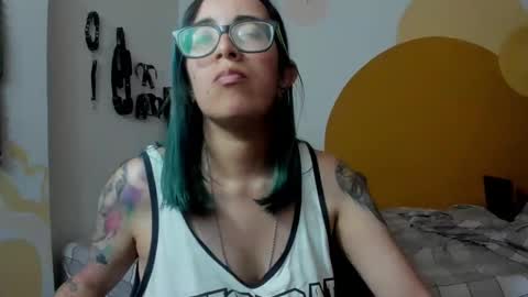 Waningrose  Lu online show from 5, 1, 2025