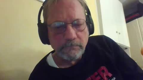 Tibo Love online show from 4, 2, 2026