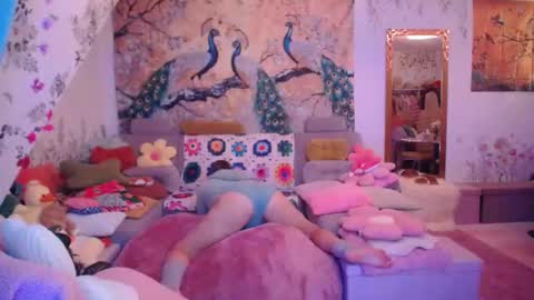Snapshot of wannafeelitall chatting on 21, 11, 2025 Emilia inst online show from 21, 11, 2025