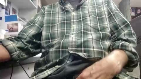 Snapshot of wannajobuddy chatting on 3, 11, 2025 curiousforwhatever online show from 3, 11, 2025