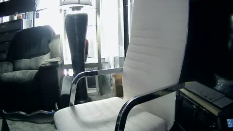 Snapshot of wantitbutyoucanthaveit chatting on 24, 6, 2026 inittogetitin online show from 24, 6, 2026