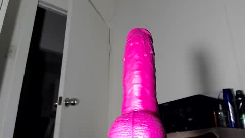 Snapshot of wantsum2night chatting on 5, 1, 2025 wants online show from 5, 1, 2025