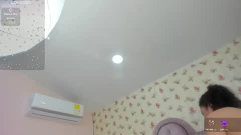 Snapshot of watson_crystal00 chatting on 3, 8, 2026 Milf Latina online show from 3, 8, 2026