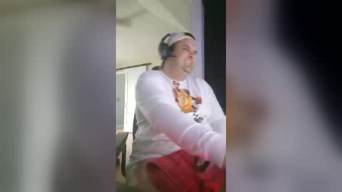 Snapshot of waynecotty chatting on 15, 7, 2026 WayneCotty online show from 15, 7, 2026