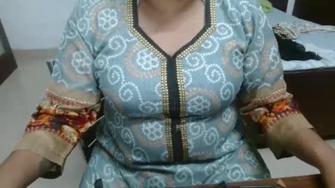 Snapshot of we_are_indian chatting on 12, 3, 2025 khushiwife kabirhubby kavyasexy gf online show from 12, 3, 2025