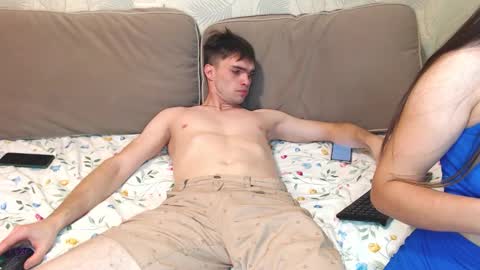 Snapshot of we_give_joy chatting on 18, 11, 2025 Lia and Artur online show from 18, 11, 2025