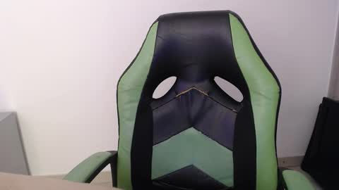 Trixie 3 online show from 17, 2, 2026