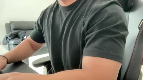 Weapon X online show from 28, 10, 2025