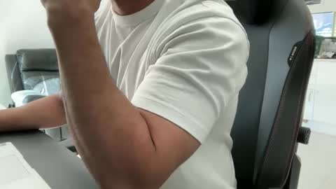 Weapon X online show from 12, 4, 2026