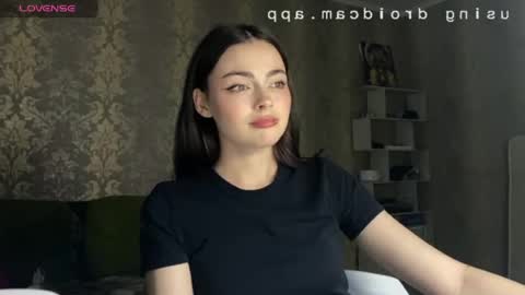 Snapshot of weareyoursun chatting on 20, 6, 2026 Alice online show from 20, 6, 2026