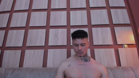 Jhonny Dick  his neighbors. online show from 27, 12, 2024