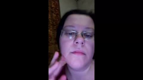 Snapshot of webgirl2 chatting on 5, 1, 2025 Marina online show from 5, 1, 2025