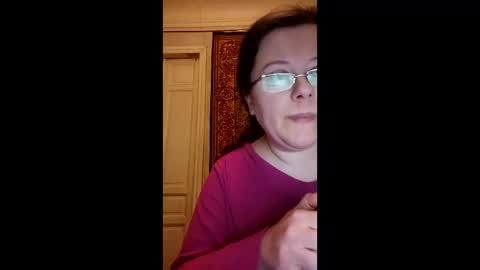 Snapshot of webgirl2 chatting on 4, 3, 2025 Marina online show from 4, 3, 2025