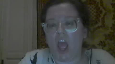 Snapshot of webgirl2 chatting on 15, 9, 2025 Marina online show from 15, 9, 2025