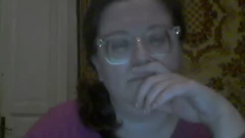 Snapshot of webgirl2 chatting on 21, 10, 2025 Marina online show from 21, 10, 2025